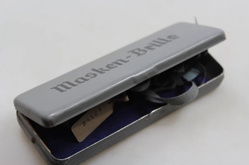 MaskenBrille