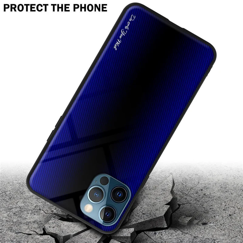 Cadorabo Hülle kompatibel mit Apple iPhone 12 / 12 PRO - Streifen Optik Schutzhülle aus Tempered Glas und TPU Silikon