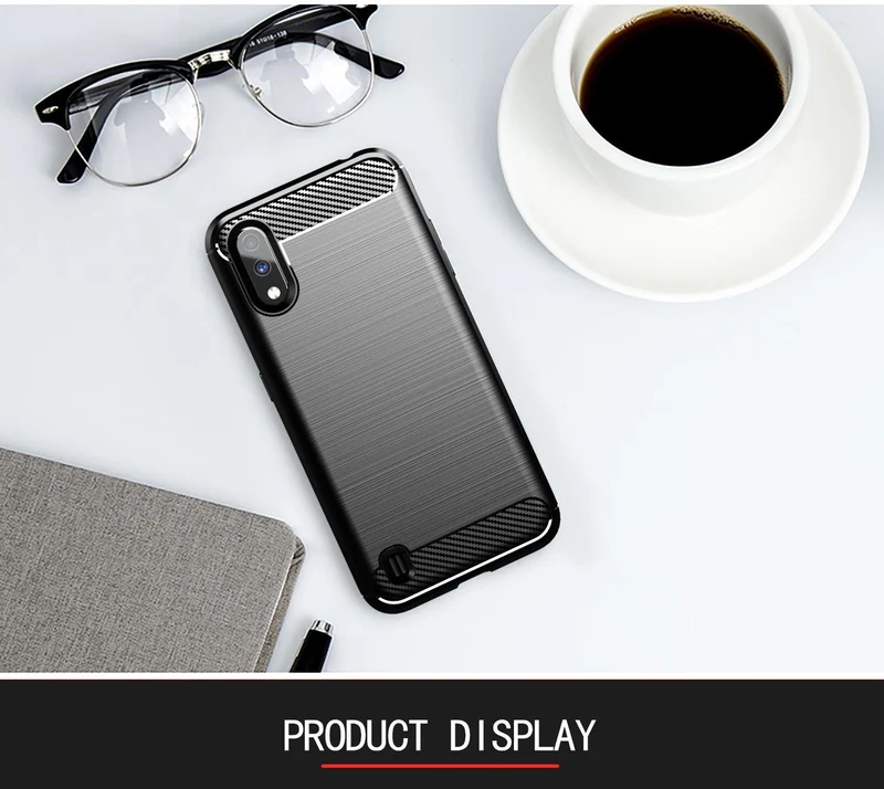 Cadorabo Hülle für Samsung Galaxy A01 Schutzhülle aus flexiblem TPU Silikon in Edelstahl-Karbonfaser Optik