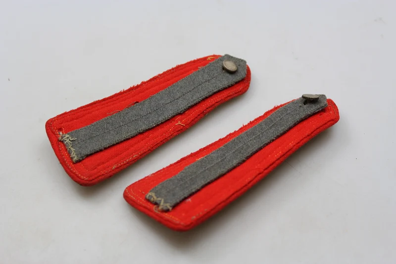 Paar Schulterpolster M.34 Senior Officer