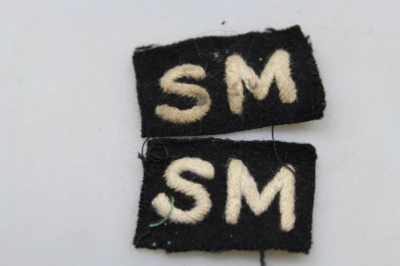 Nachbildung eines Paares gestickter Nummern für die 909 REI WW1 Jacke
