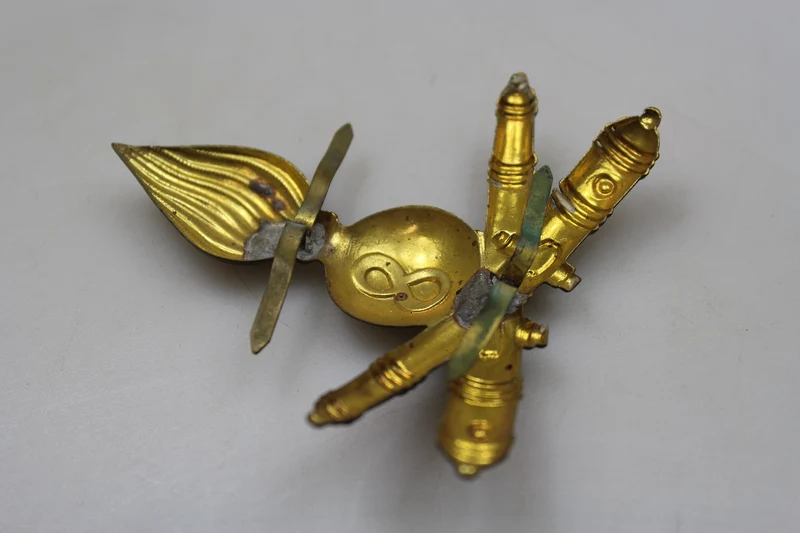 8. Artilleriefries für M.35 Tropenhelm