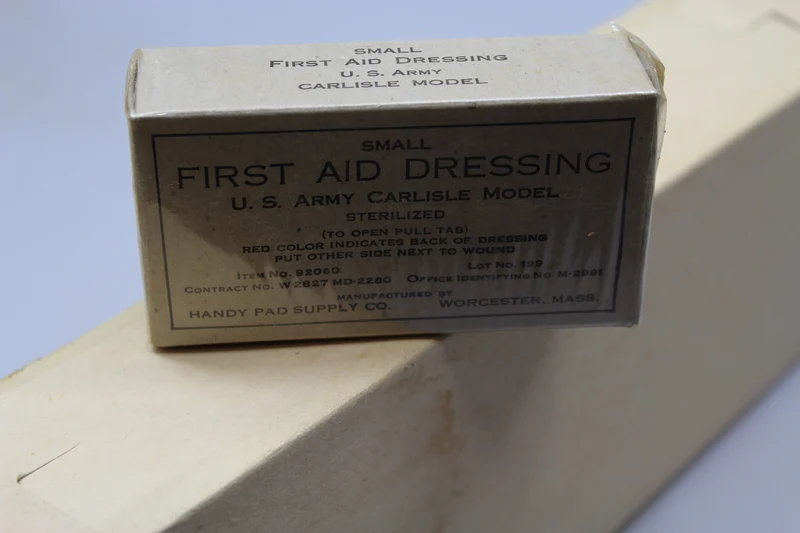 Box 10 Erste-Hilfe-Pakete der US-Armee aus dem 2. Weltkrieg