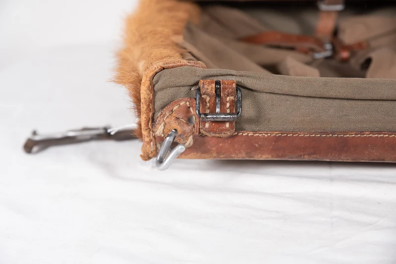 Starrer „Affe“-Rucksack