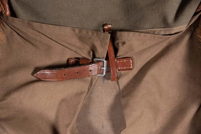 Starrer „Affe“-Rucksack