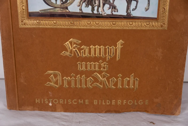 Stickeralbum „Kampf um's Drittes Reich“.