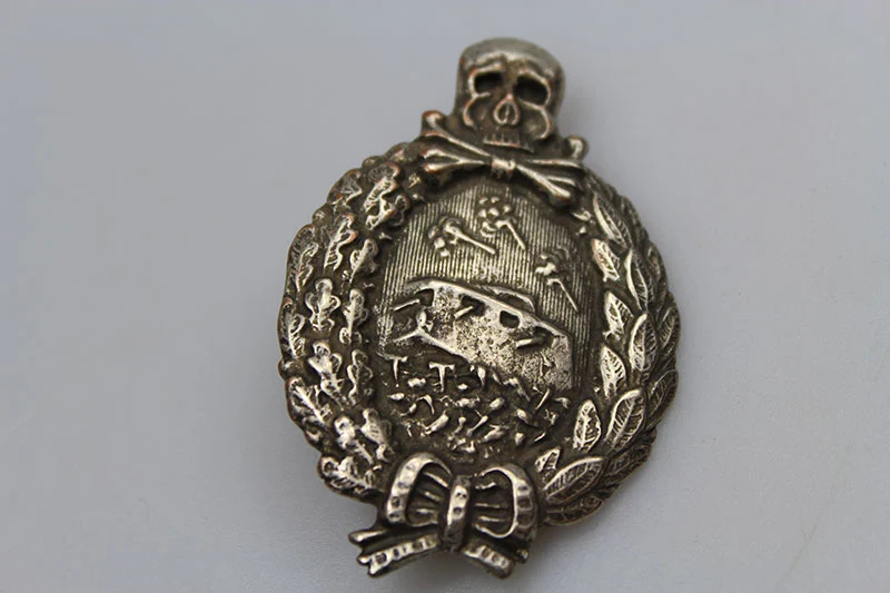Nachbau des Panzerabzeichens aus dem 1. Weltkrieg