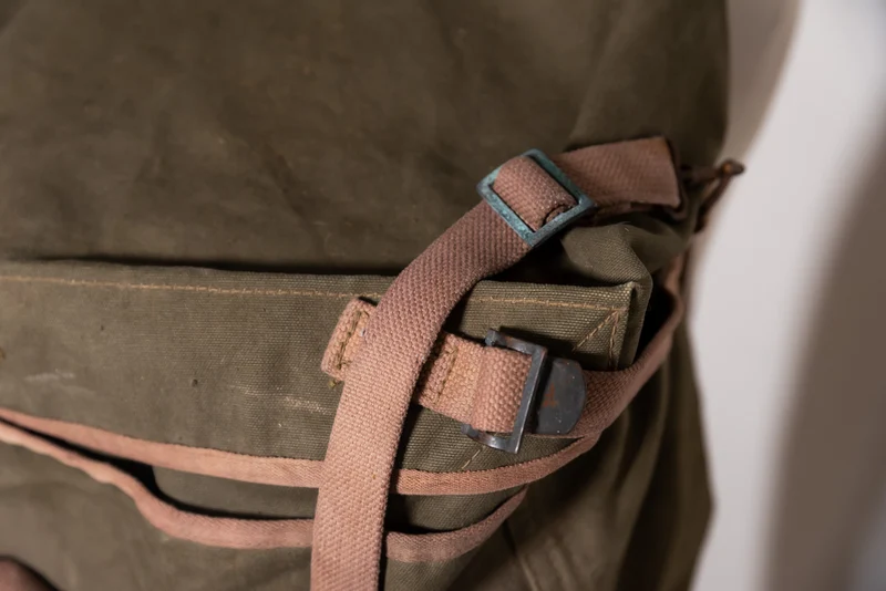US Army WW2 Radio Rucksack