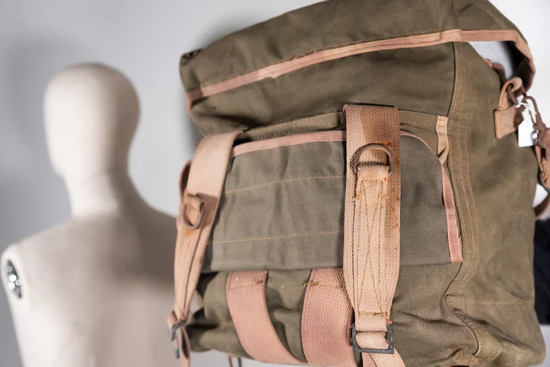 US Army WW2 Radio Rucksack