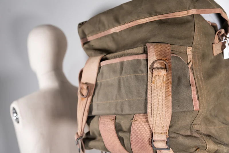 US Army WW2 Radio Rucksack