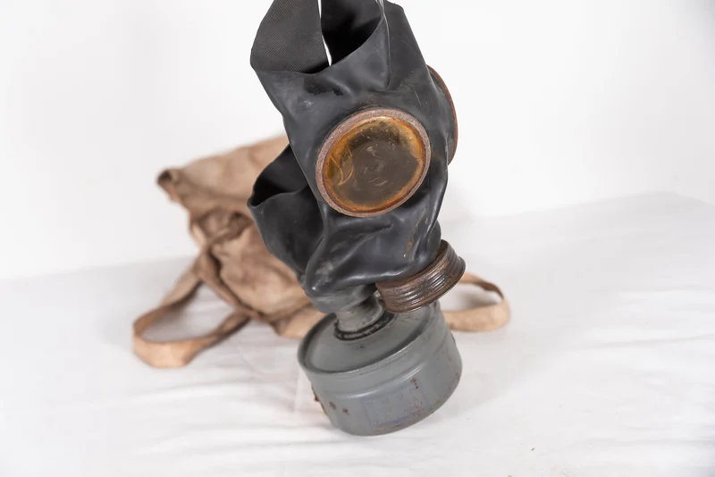 Belgische Gasmaske aus dem 2. Weltkrieg