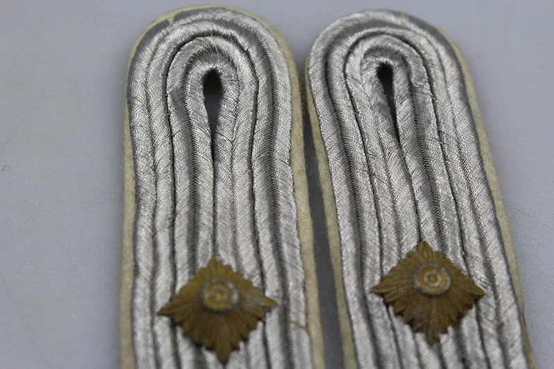 Schulterklappen Leutnant Heer WW2