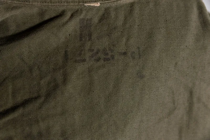 HTB-Shirt der US-Armee aus dem 2. Weltkrieg
