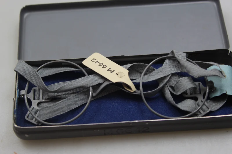 MaskenBrille