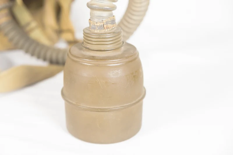 Französische Gasmaske aus dem 2. Weltkrieg