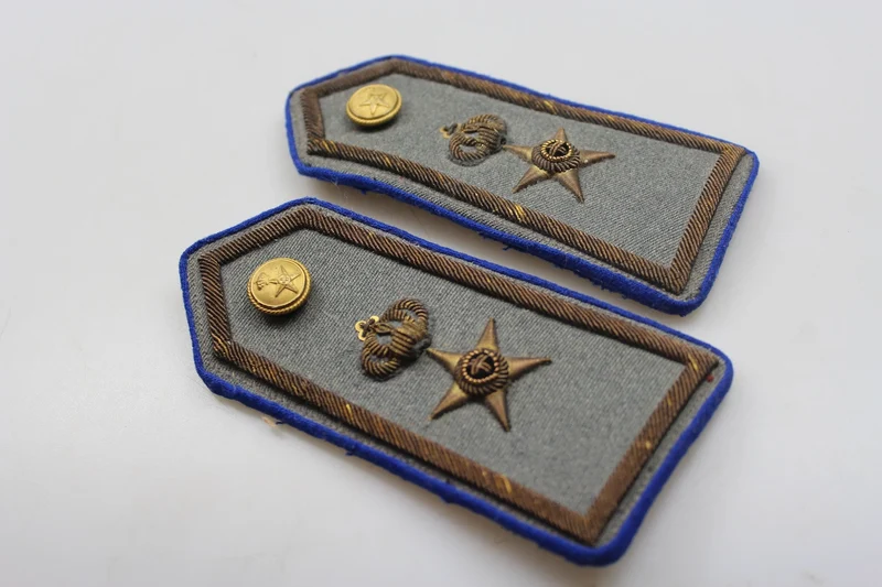 Paar M.34 REI Survival Officer Schulterpolster
