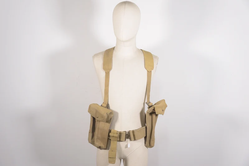 Englische Brusttasche aus dem 2. Weltkrieg