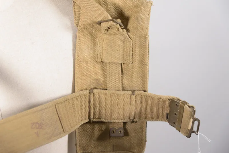 Englische Brusttasche aus dem 2. Weltkrieg