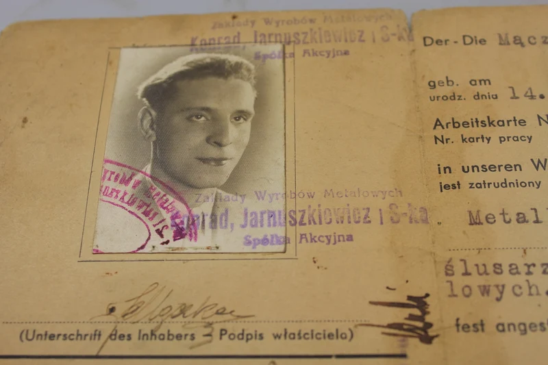 Ausweisdokument eines polnischen Staatsbürgers aus dem 2. Weltkrieg