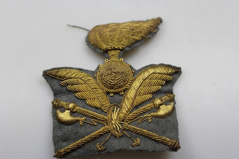 Emblem für die Offiziersmütze M.34 REI