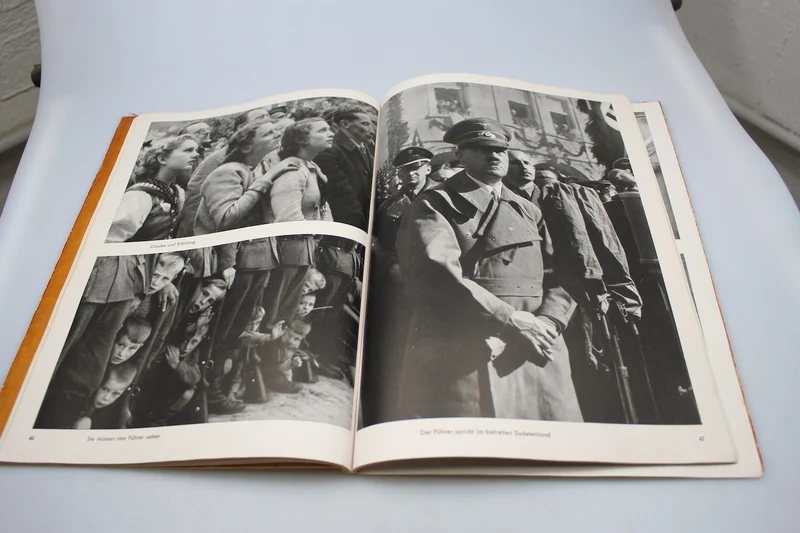 „Hitler befreite das Sudetenland“ H. Hoffman