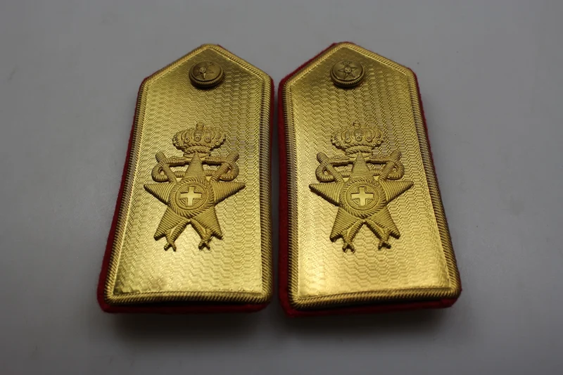 M.34-Schulterpolster mit WW2-Goldplatte
