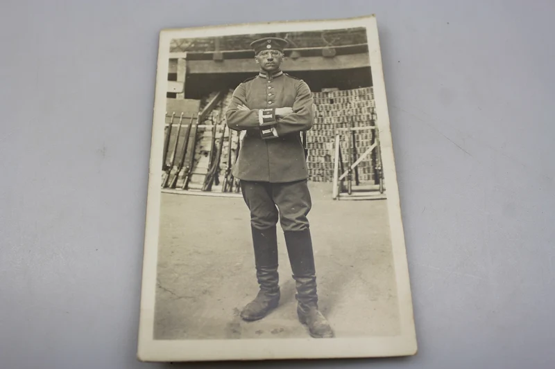 Postkartengroßes Foto aus dem Ersten Weltkrieg