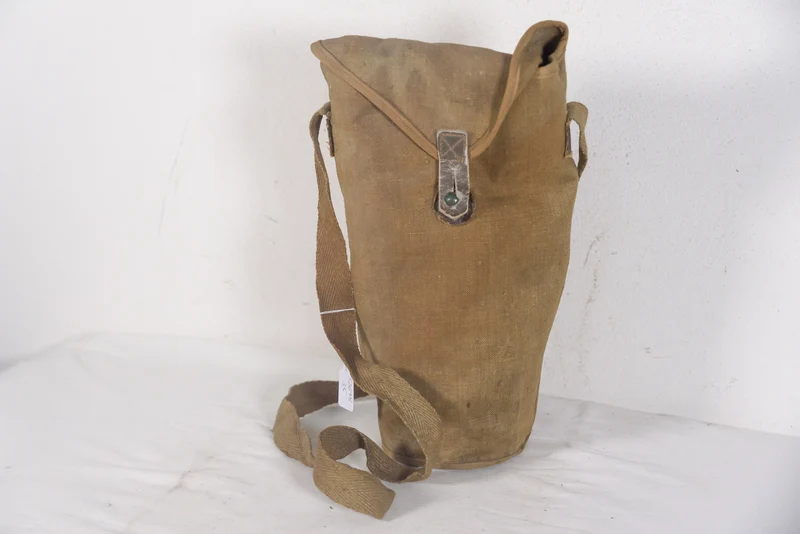 Pirelli 35 -REI WW 2 Gasmaske