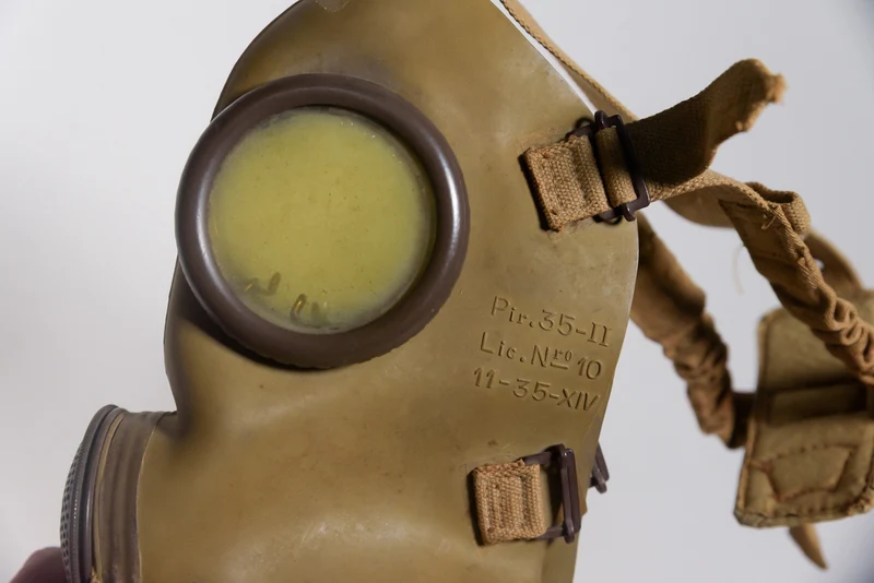 Pirelli 35 -REI WW 2 Gasmaske