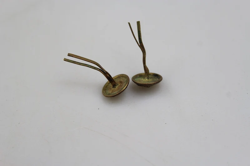Paar M.34 REI Artillerieoffiziersmützenknöpfe