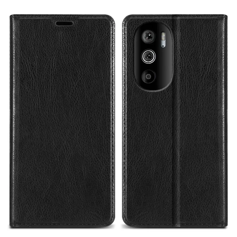 Cadorabo Hülle kompatibel mit Motorola EDGE 30 PRO / EDGE+ Schutzhülle mit Magnetverschluss, Standfunktion und Kartenfach
