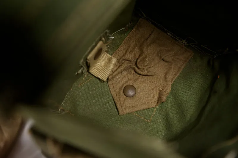 Gasmaskentasche der Royal Army aus dem Zweiten Weltkrieg