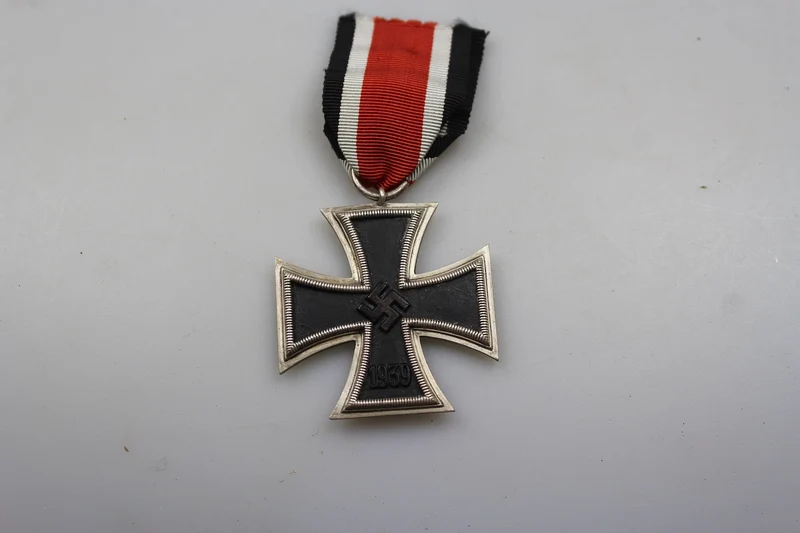 Eisernes Kreuz 2. Klasse WW2 „Übergroße“, angepasst an 42/44 mm