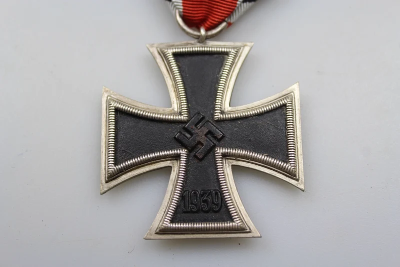 Eisernes Kreuz 2. Klasse WW2 „Übergroße“, angepasst an 42/44 mm