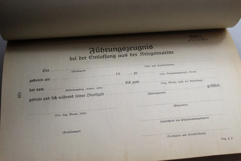 „Handbuch des Hauptfeldwebels der Kriegsmarine“ – 1943