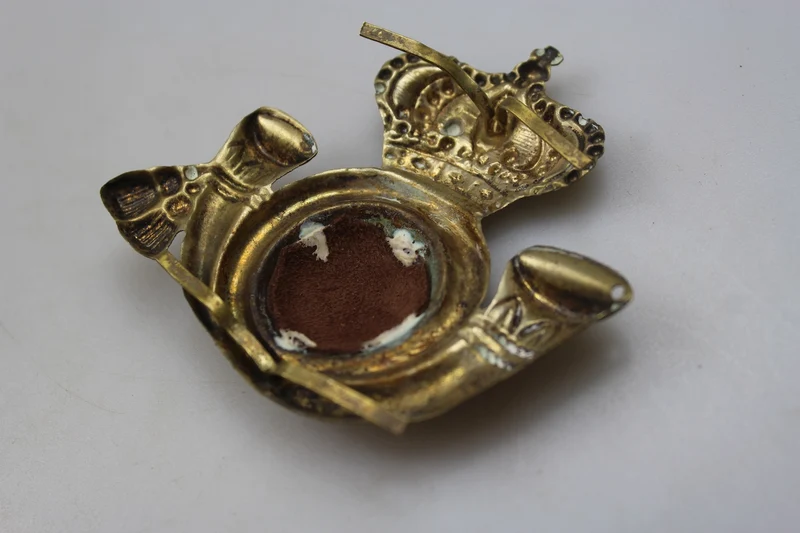Abzeichen für die Pelzmütze des Guide Cavalry Regiment 19, 30er/40er Jahre