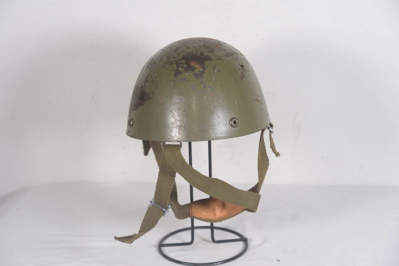 M.42/60 Helm für Fallschirmjäger der italienischen Armee