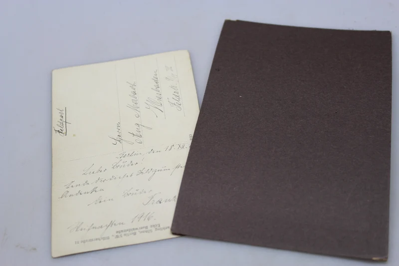 Zwei Fotos eines deutschen Offiziers aus dem 1. Weltkrieg