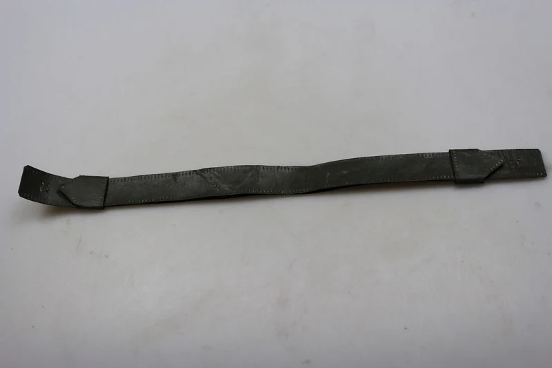 Replica 1909 REI WW11 Kinnriemenkappe