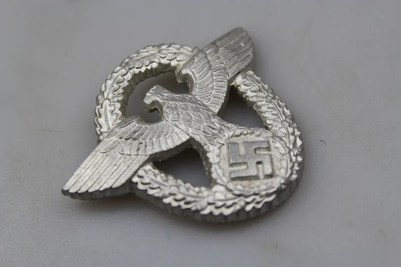 Kopfschmuckfries der Polizei