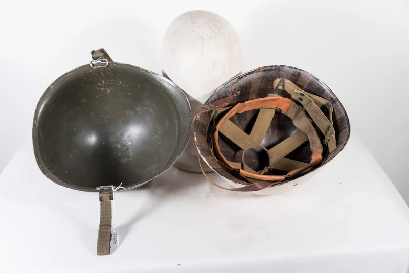 US Army M1 Helm MP bewegliche Haken