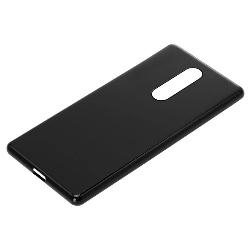 Cadorabo Hülle kompatibel mit OnePlus 8 ULTRA Schutzhülle aus flexiblem TPU Silikon