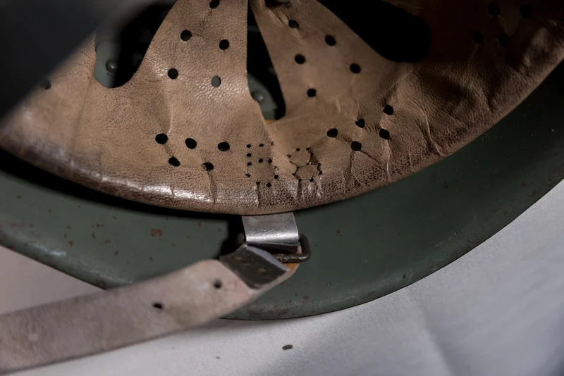 M.33 4-Loch-WW2-Helm