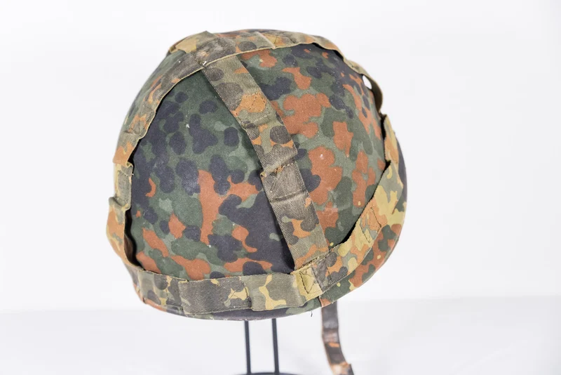 Fallschirmjägerhelm der Bundeswehr aus den 70er/80er Jahren