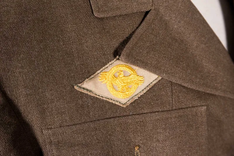 Dienstjacke mit vier Taschen aus dem 2. Weltkrieg
