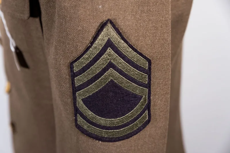 Dienstjacke mit vier Taschen aus dem 2. Weltkrieg