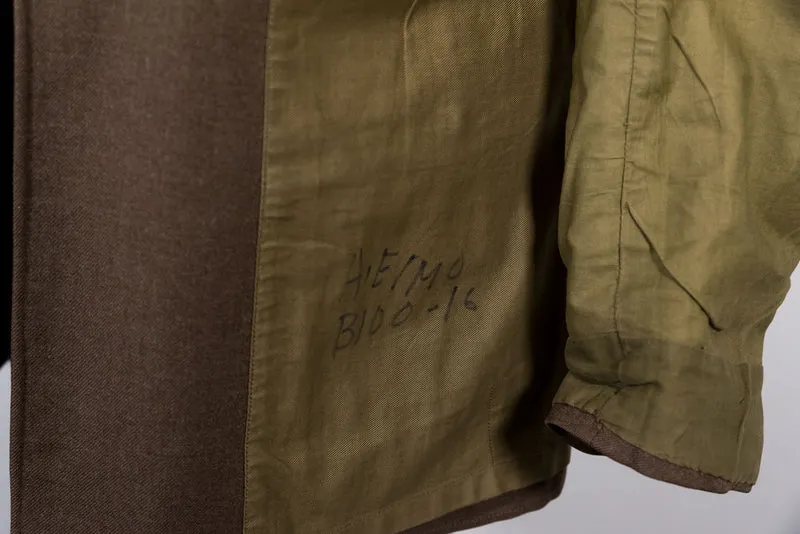 Dienstjacke mit vier Taschen aus dem 2. Weltkrieg