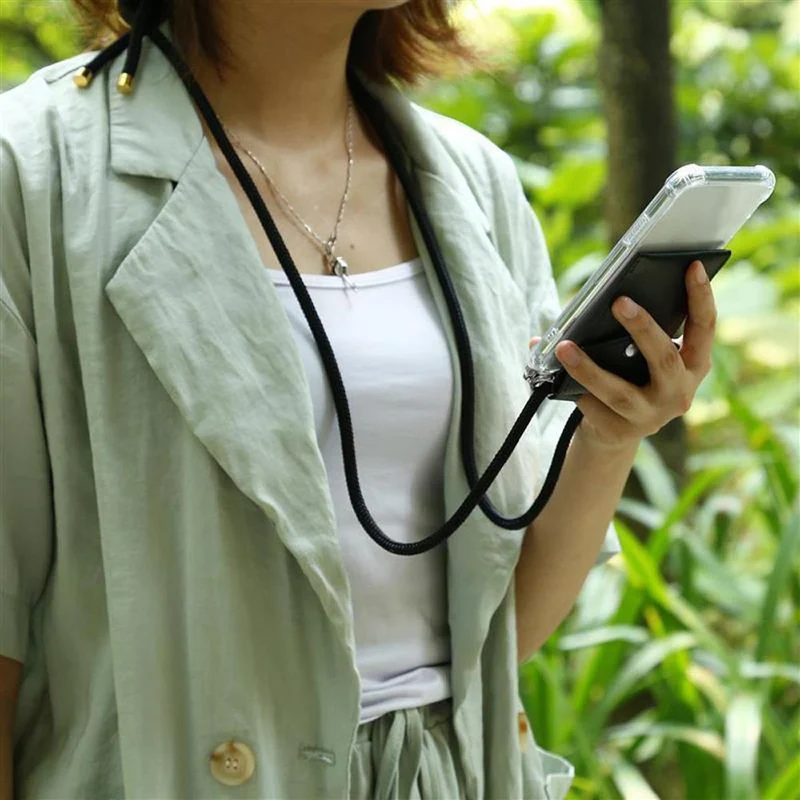 Cadorabo Handy Kette kompatibel mit OnePlus 8 PRO Silikon Schutzhülle mit Silbernen Ringen, Kordel Band und abnehmbarem Etui