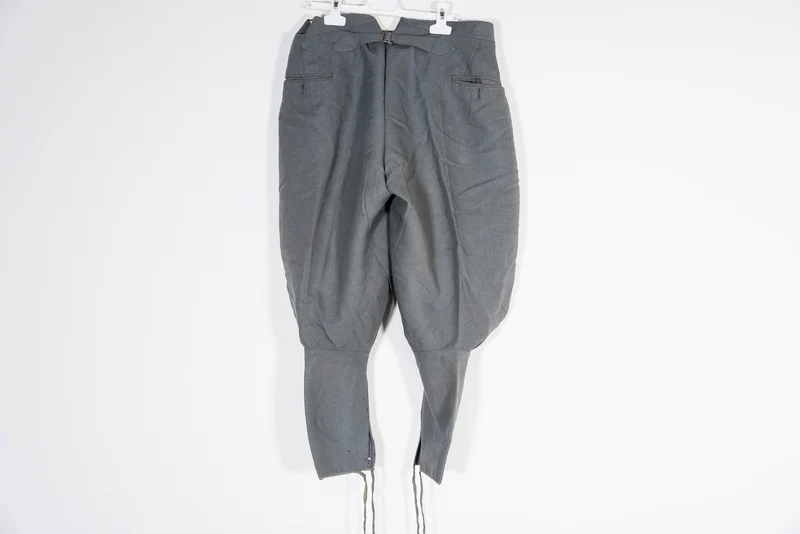 Puffhose M.40 aus Gabardine