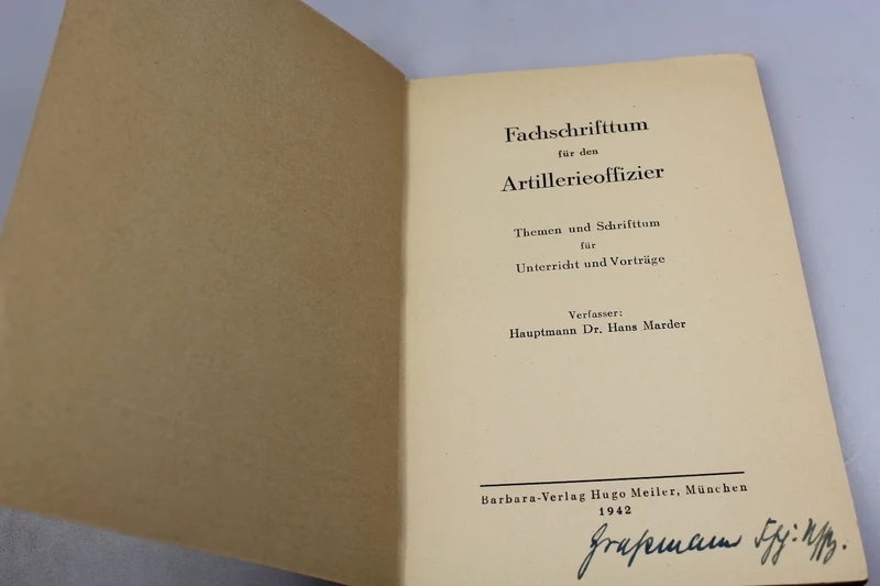 "Fachschifttum für den Artillerieoffizier" 1942